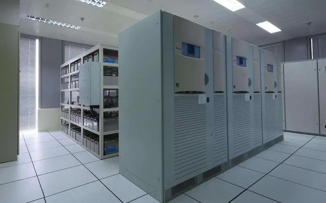 平桂UPS 电源的分类